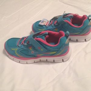 Never worn - Toddler girl tennis shoes